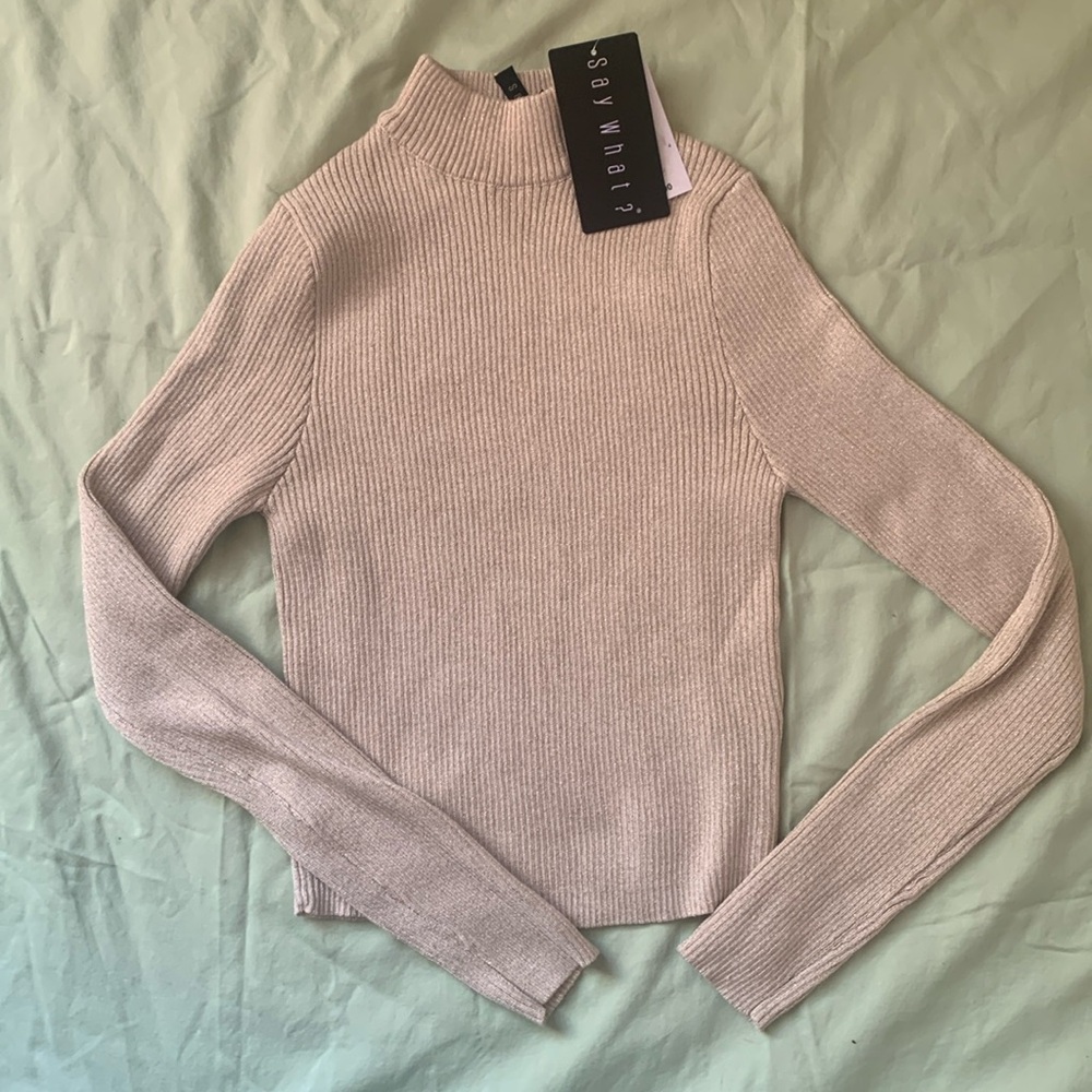 Brand new classy ribbed turtle neck perfect for work!